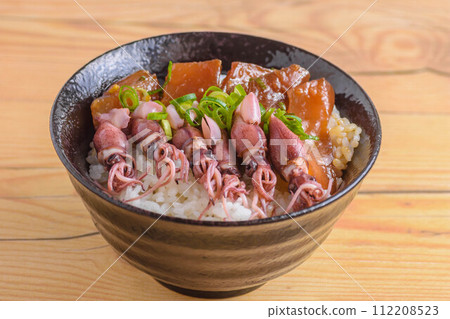 Tsubasu and firefly squid bowl 112208523