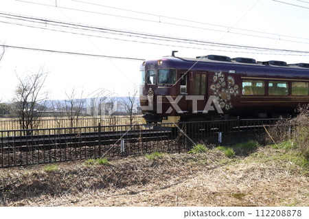 Kintetsu Railway “Sightseeing Limited Express Awonyoshi” / Nara City 112208878