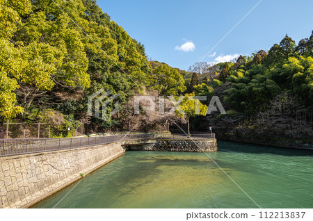 韓國電力宇治發電廠排放管道 112213837