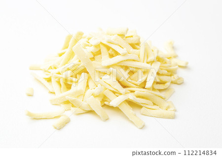 白色背景中融化的乳酪 白色背景中融化的乳酪 112214834
