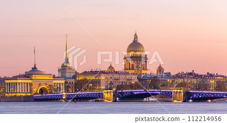 The dome of St Isaac's Cathedral in Saint Petersburg, Classical view of Neva river with Isaakievsky Cathedral in Saint-Petersburg, Russia 112214956
