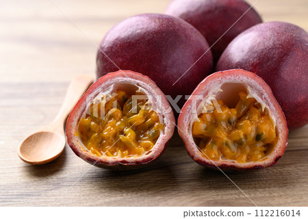 Passion fruit ready to eating, Tropical fruit in summer season 112216014