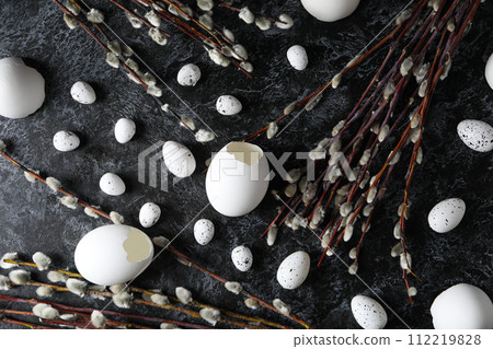Spring holiday - Easter, concept of Easter with willow 112219828