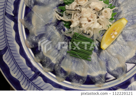 虎河豚生魚片 112220121