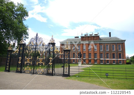 [UK] Kensington Palace in London 112220545