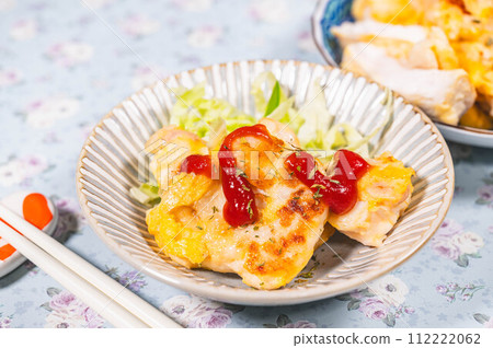 雞肉皮卡塔 雞肉皮卡塔 112222062