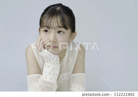 elementary school girl portrait elementary school girl portrait 112222892