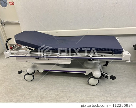 Stretcher for carrying patients in hospital 112230954