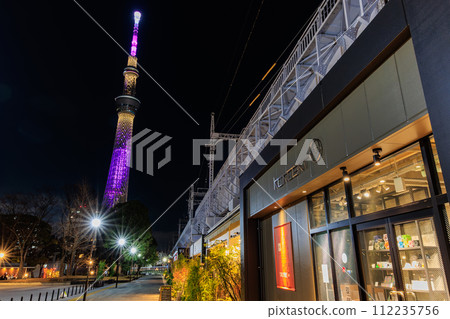Urban landscape of Sumida Ward, Tokyo Night view of Tokyo Mizumachi 112235756