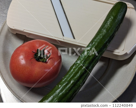 cucumber tomato cucumber tomato 112240849