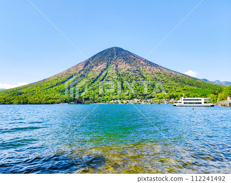 Lake Chuzenji and Mt. Nantai (May) 112241492