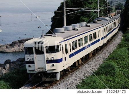 1989年:鹿兒島本線薩摩大川站附近行駛的列車 1989年:鹿兒島本線薩摩大川站附近行駛的列車 112242473