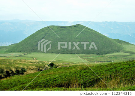 整齊的斯科里亞山 112244315