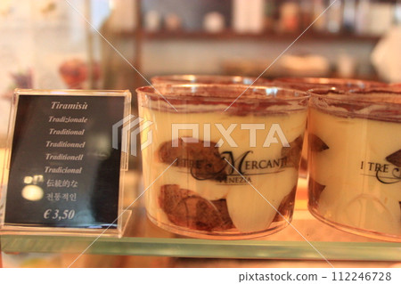 Tourist spots in Venice, the “City of Water” admired by people all over the world: St. Mark’s Square and Doge’s Palace 112246728