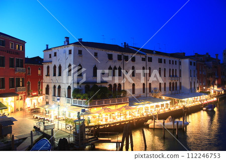 Tourist spots in Venice, the “City of Water” admired by people all over the world: St. Mark’s Square and Doge’s Palace Tourist spots in Venice, the “City of Water” admired by people all over the world: St. Mark’s Square and Doge’s Palace 112246753