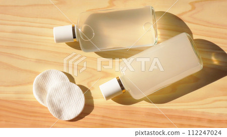 基本化妝品 乳液和保濕霜等保養品 基本化妝品 乳液和保濕霜等保養品 112247024