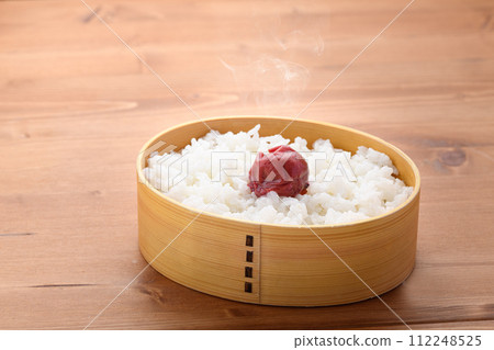 Hinomaru bento Magewappa bento 112248525