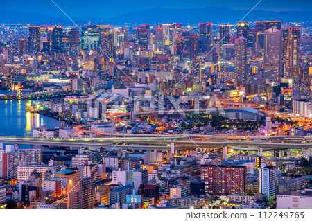 大阪咲島政府大樓宇宙塔展望台的夜景 112249765