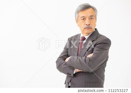 Senior man business portrait arms folded Senior man business portrait arms folded 112253227