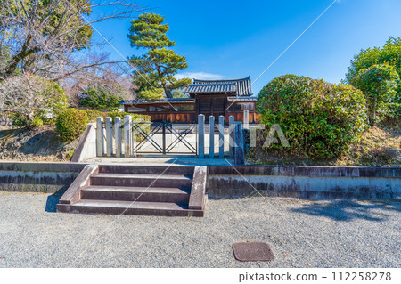 京都市東山區後白河第77代天皇寶壽寺陵 京都市東山區後白河第77代天皇寶壽寺陵 112258278