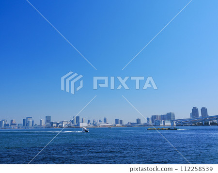 (Tokyo) Harumi and Toyosu buildings seen from the Rainbow Bridge promenade (Tokyo) Harumi and Toyosu buildings seen from the Rainbow Bridge promenade 112258539