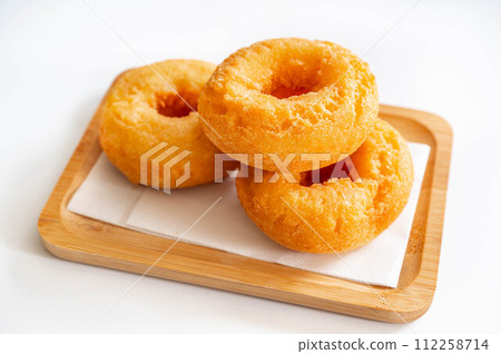 Okara Donut 112258714