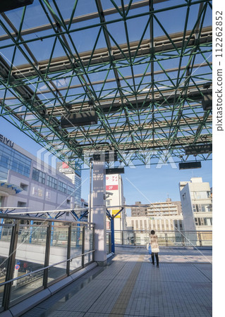 東京福生市福生站東口步行甲板與城市景觀 112262852