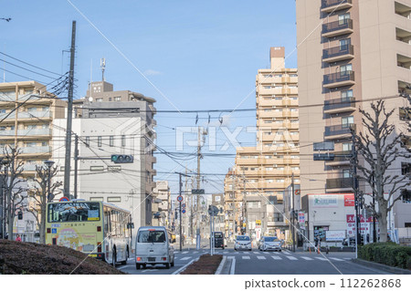 東京福生市福生站東口前的巴士街及街景 東京福生市福生站東口前的巴士街及街景 112262868