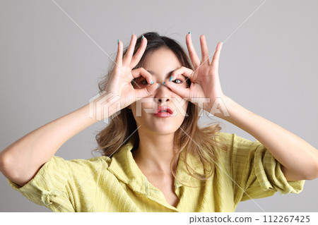 Young Asain Woman 112267425