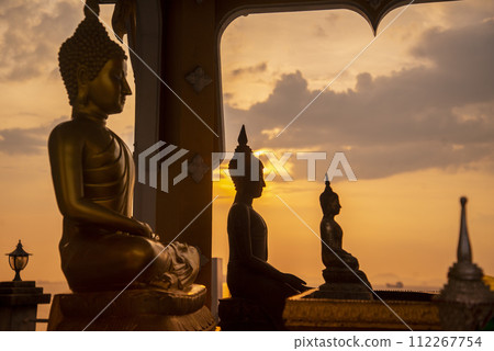 THAILAND SIRACHA WAT KOH LOI 112267754