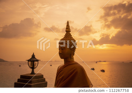 THAILAND SIRACHA WAT KOH LOI 112267758