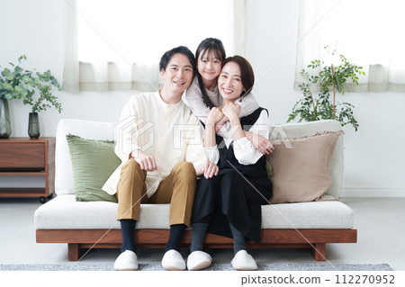 Family parent and child girl Family parent and child girl 112270952