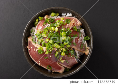 鰹魚酸菜蓋飯 112272719