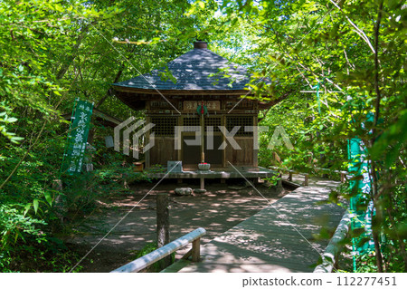 吹割瀑布的小神社 112277451