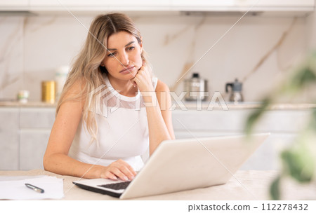 she remotely collaborates 112278432