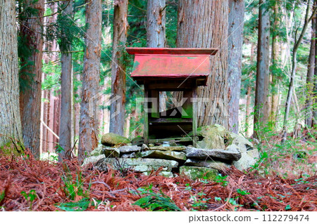 信州的神社、石碑、神社 112279474