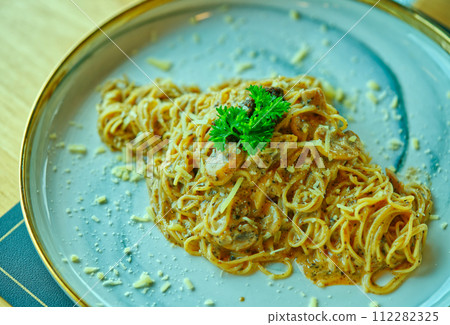 Black Truffle Spaghetti Black Truffle Spaghetti 112282325