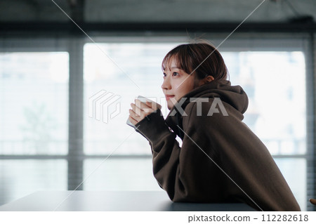 Woman cute morning coffee relaxing Woman cute morning coffee relaxing 112282618