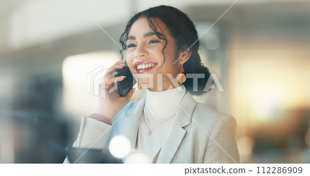 Woman, tablet and phone call in night, office and networking for business deal, lead and smile for negotiation. Entrepreneur, smartphone and digital touchscreen with conversation, thinking and chat Woman, tablet and phone call in night, office and networking for business deal, lead and smile for negotiation. Entrepreneur, smartphone and digital touchscreen with conversation, thinking and chat 112286909