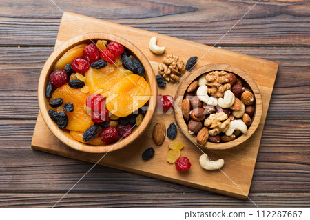 healthy snack 112287667