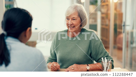 Meeting, talking or psychology consulting old woman for therapy, mental health or support in retirement. Happy elderly person talking, psychologist listening or therapist with help for senior patient 112288447