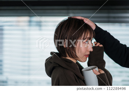 Morning Couple Sleepy Lifestyle 112289496