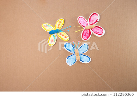 making paper craft butterflies, stamp, paint tubes, recycling concept, easy craft for kids, DIY, tutorial making paper craft butterflies, stamp, paint tubes, recycling concept, easy craft for kids, DIY, tutorial 112290360