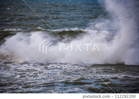 新潟市賴濱,據信被綁架者被安置在船上 新潟市賴濱,據信被綁架者被安置在船上 112292200