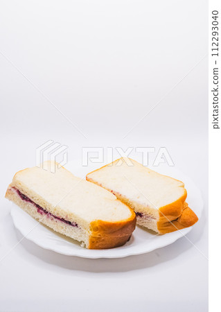blueberry jam sandwich 112293040