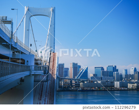 (東京)彩虹橋散步道的景色 (東京)彩虹橋散步道的景色 112296279