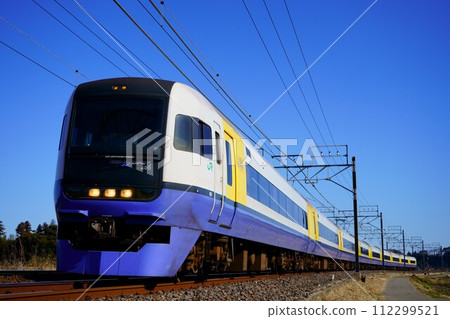 255 series Shiosai running at the famous photo spot "Monosaku" 255 series Shiosai running at the famous photo spot "Monosaku" 112299521