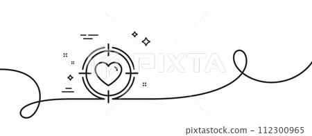Heart in Target aim line icon. Continuous one line with curl. Love dating symbol. Valentines day sign. Valentine target single outline ribbon. Loop curve pattern. Vector 112300965