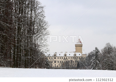 Konopiste Castle in winter 112302312