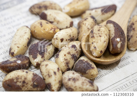 Brazil nuts 112308310